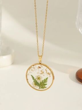 May Birthstone Lily of the Valley Dried Flower Necklacen 18K Gold Plated NEW